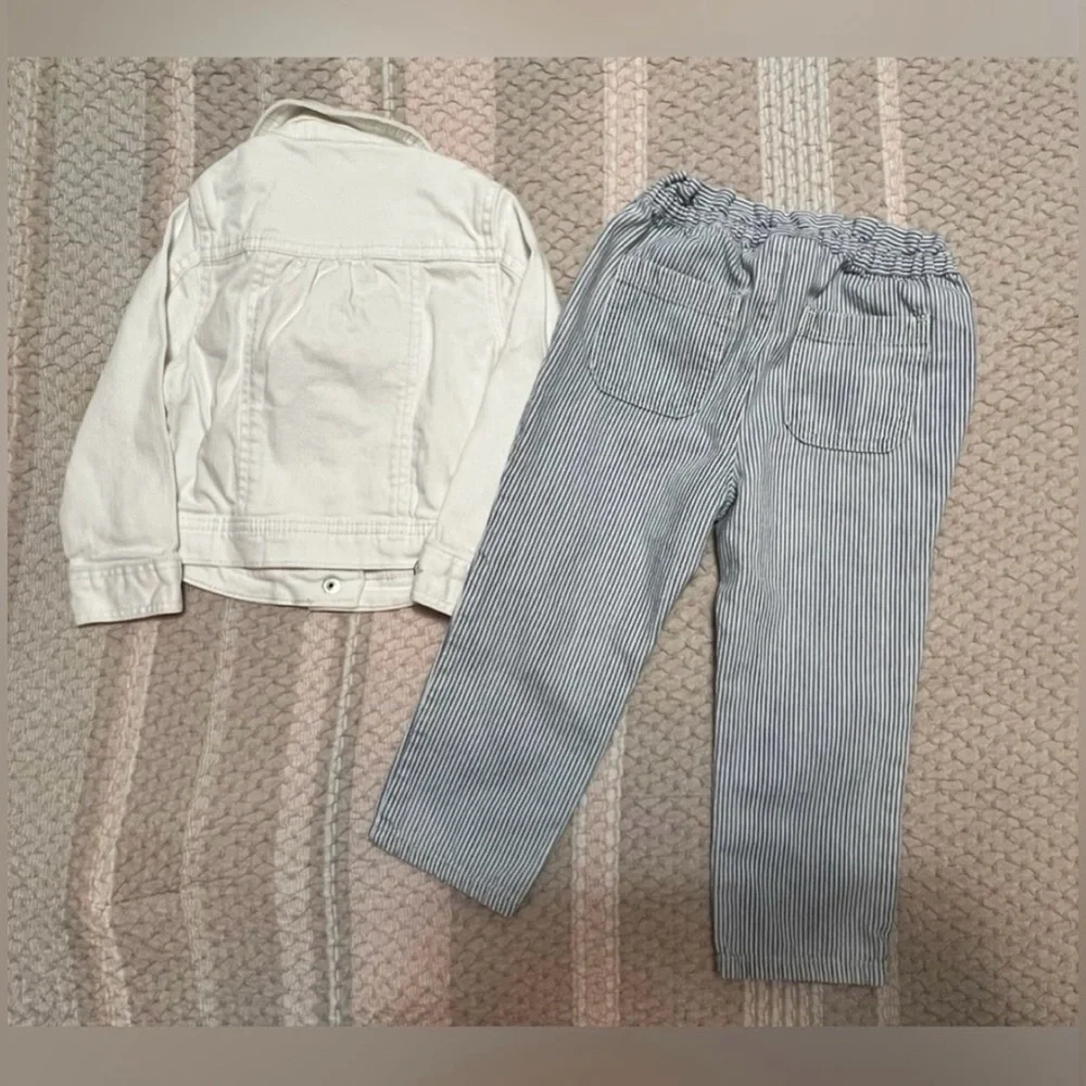 GAP Kids Color White and Blue Jean Jacket